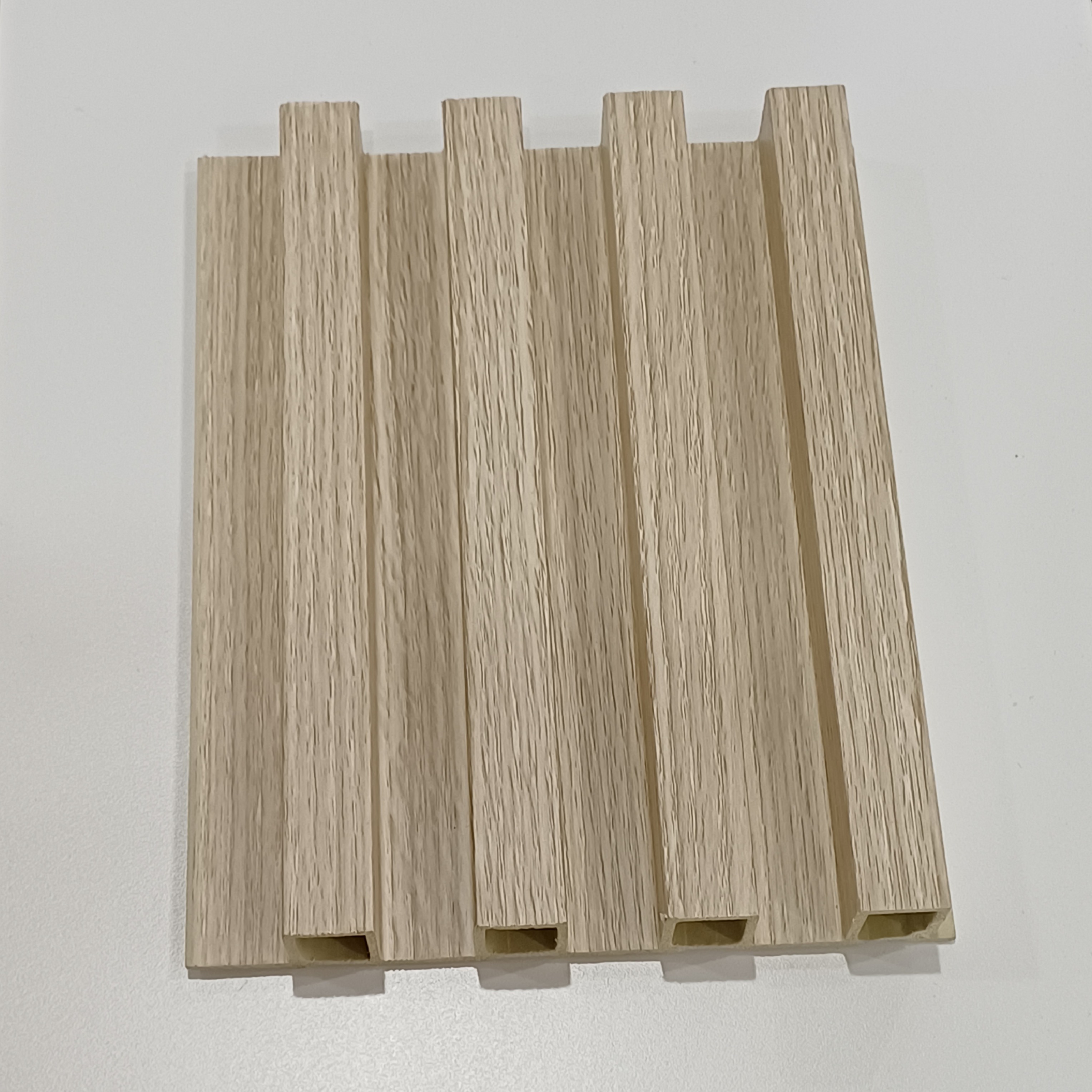 Imagen REVESTIMIENTO 24X160X2900 WHITE OAK