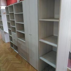 PLACARD 6 ESTANTES 1 PUERTA